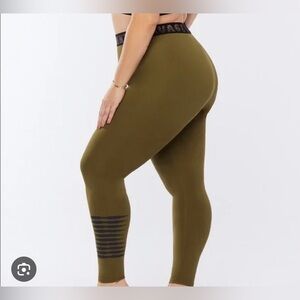 savage x fenty leggings Logo Stretch Waistband Size Large/Xlarge Military Green